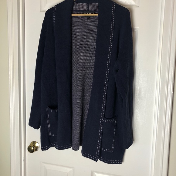 Heavy long cardigan in a perfect condition. - Picture 7 of 7
